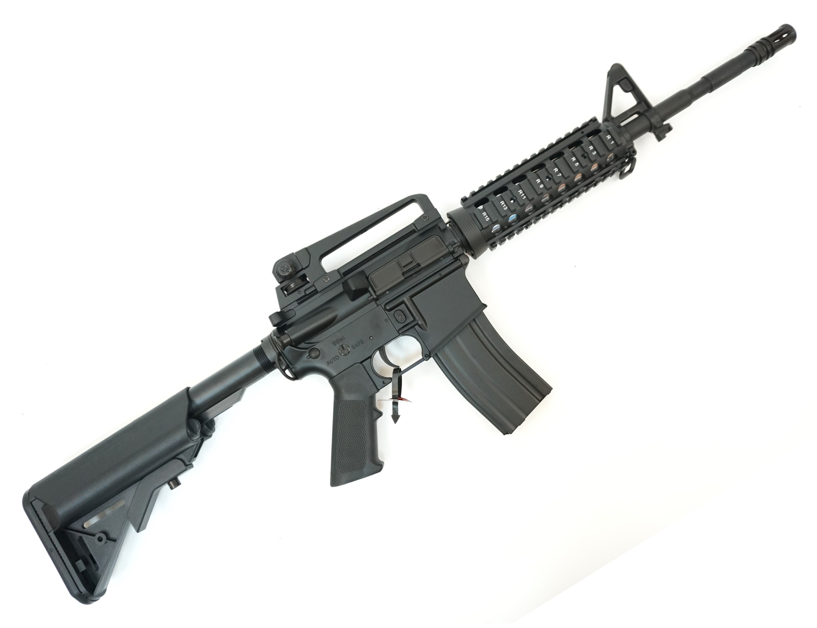 Автомат страйкбольный (Cyma) CM007 M4RIS, металл, черный пластик, складной приклад, ЗУ, АКБ
